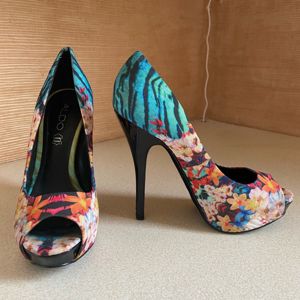 Aldo Floral Design Peep Toe Heels